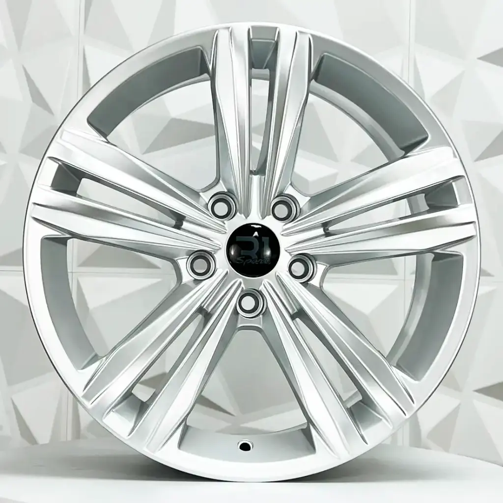 RIN 18X8 5-112 R1 SPORT 5816/U-5293 WV HYPER SILVER ET42 CB57.1